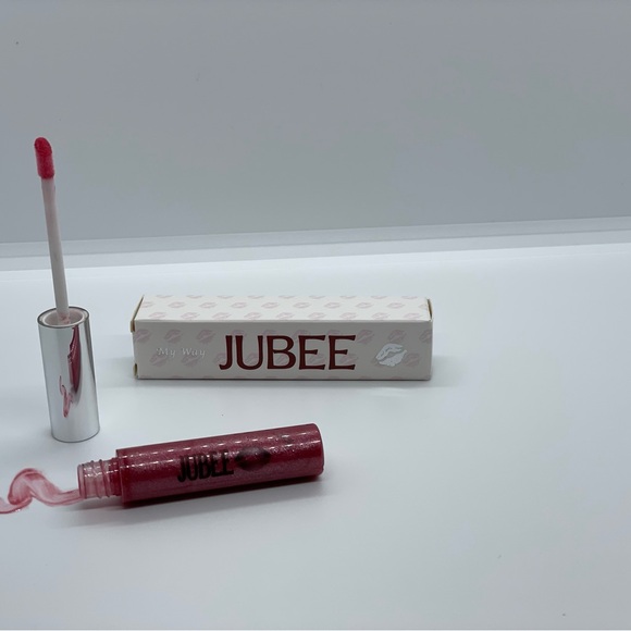 Organic Gold Shimmering Lipgloss, Gluten Free,Moisturizing, Vegan - Picture 3 of 5